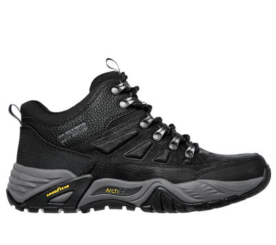 Relaxed Fit: Skechers Arch Fit Recon - Conlee